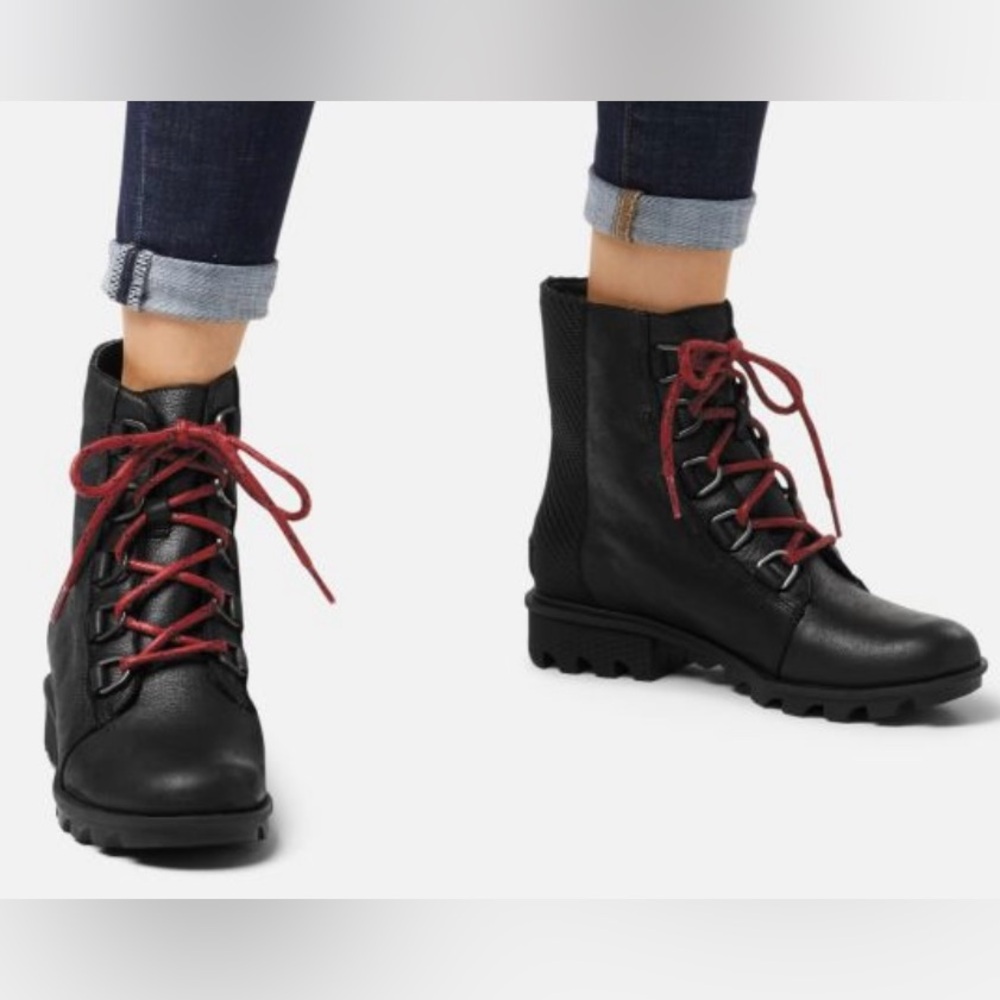 Sorel Phoenix Short Lace Boot